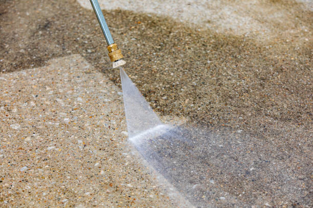 Best Gutter Cleaning  in Lombard, IL